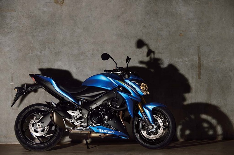 Suzuki GSX 1000s 2016