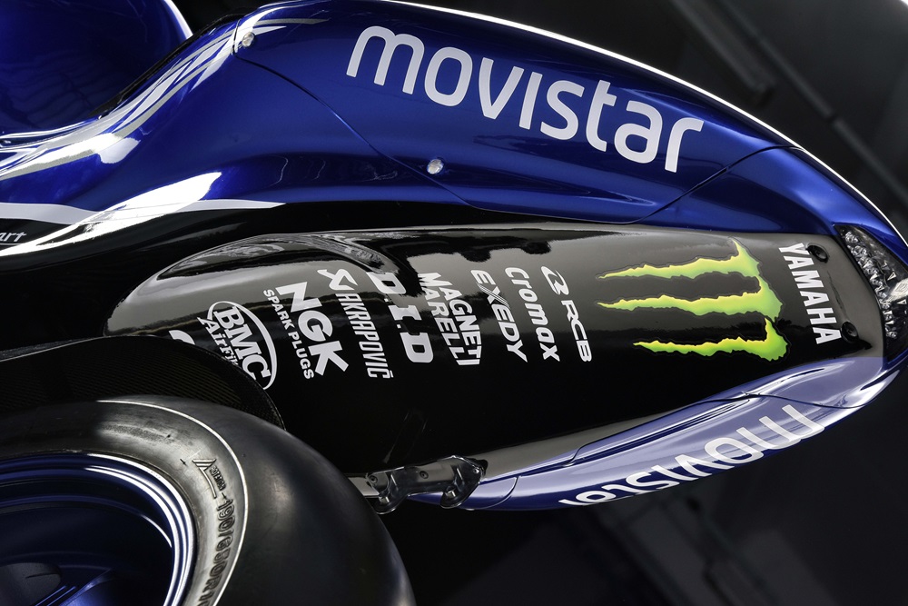 M 1 2015. Мотокоманда Ямаха Movistar. YZR команда.